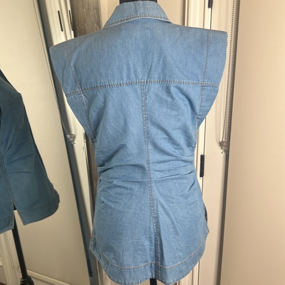 Frame Chambray Button-Up - image 5